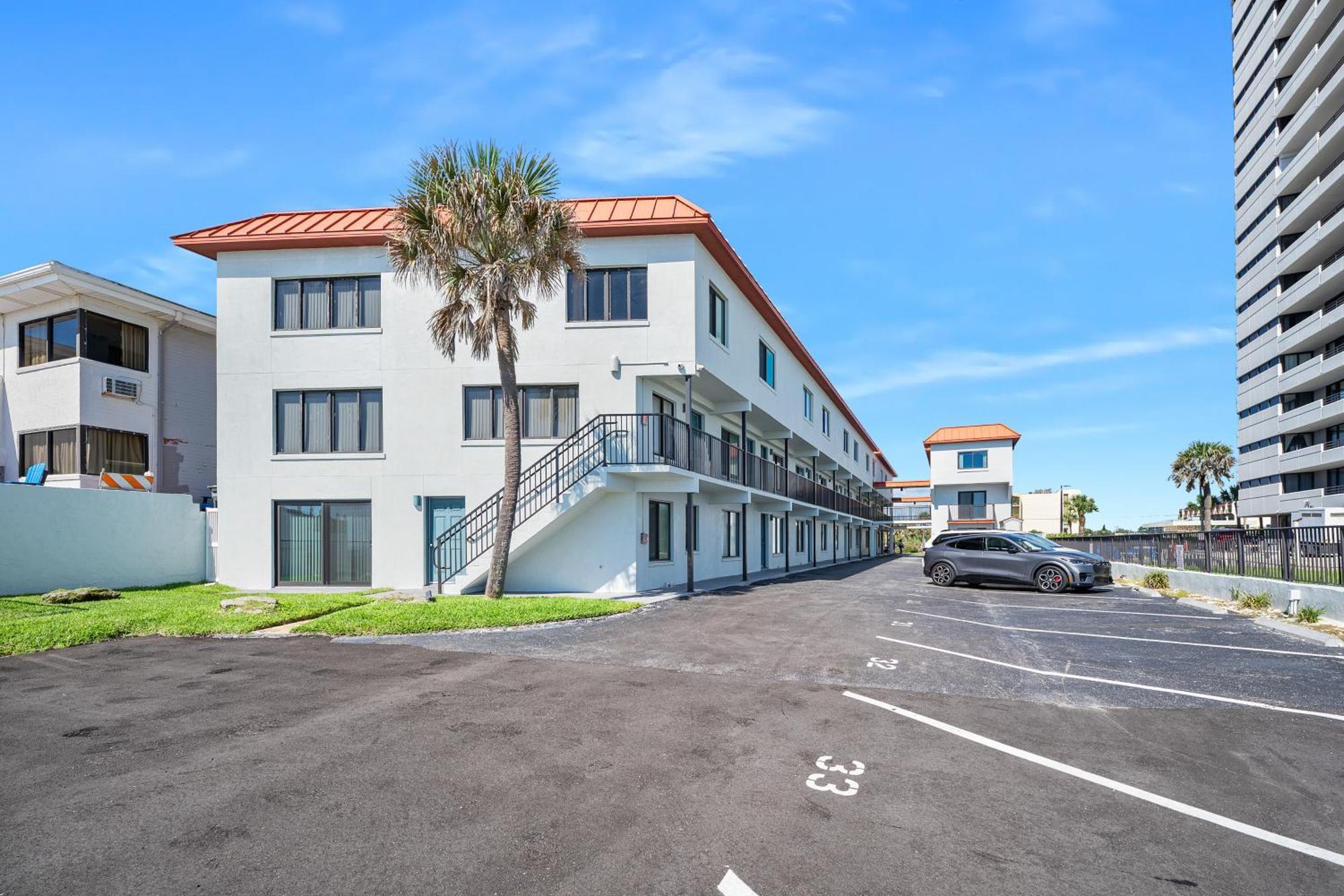 Oceanfront Daytona Beach Condo With Beach Views! מראה חיצוני תמונה